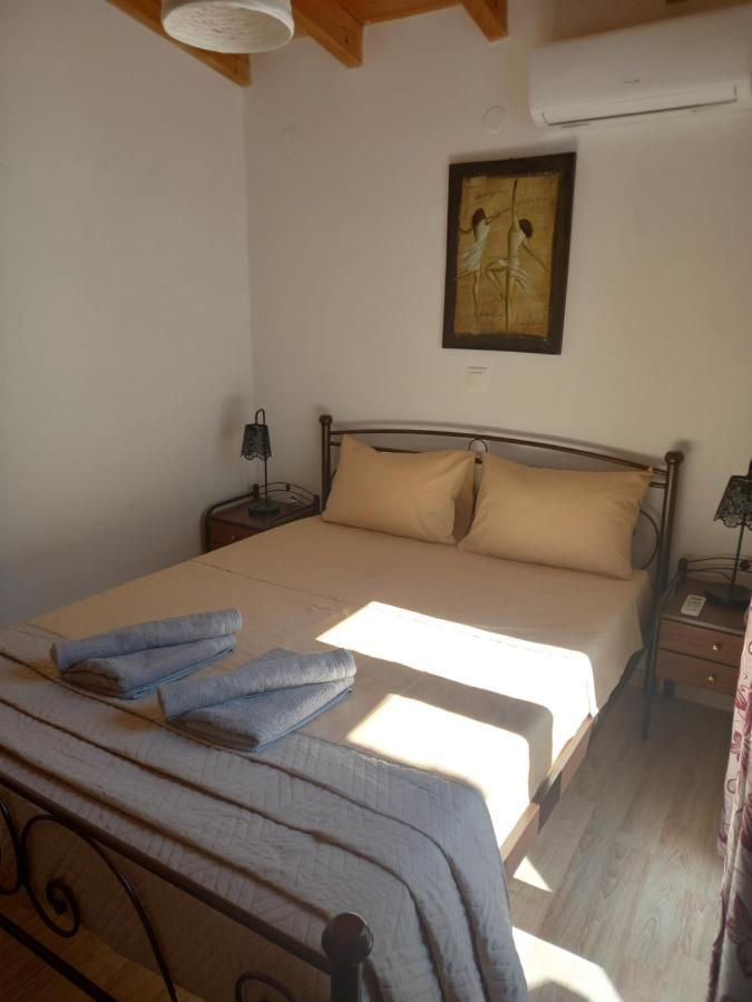 Apanema House Villa Aegina Exterior photo